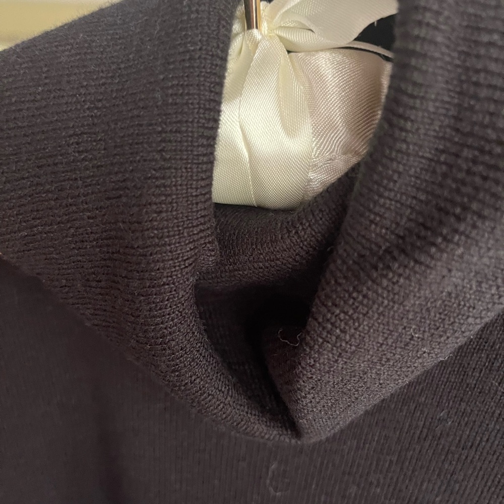 LBD ~T-neck~Med 100% soft washable wool dress from Bloomingdale’s. Love Story. - Picture 6 of 6